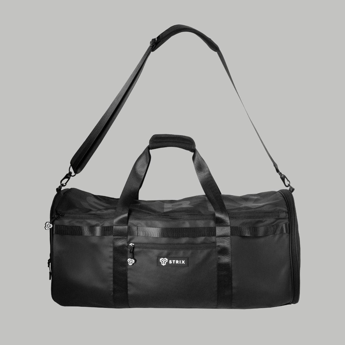 Geantă sport ALPHA Duffle Bag Black - STRIX | GymBeam.ro