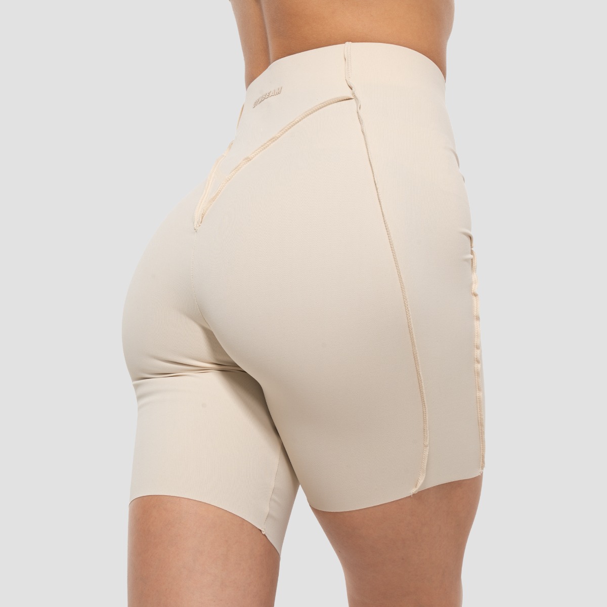 Pantaloni scurți pentru femei Cosmo Cream - GymBeam