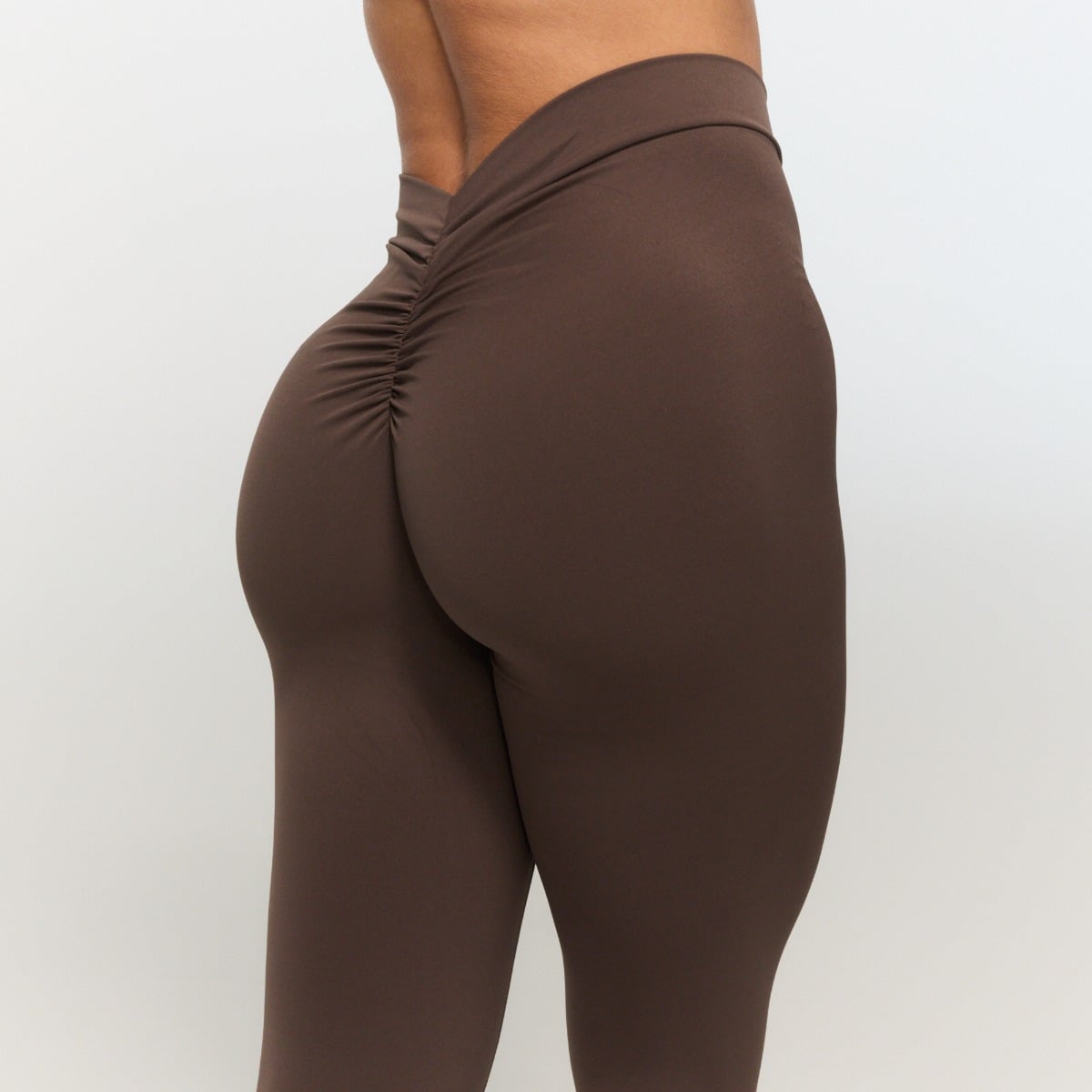 Colanți pentru femei Fierce V-back Cappuccino - GymBeam