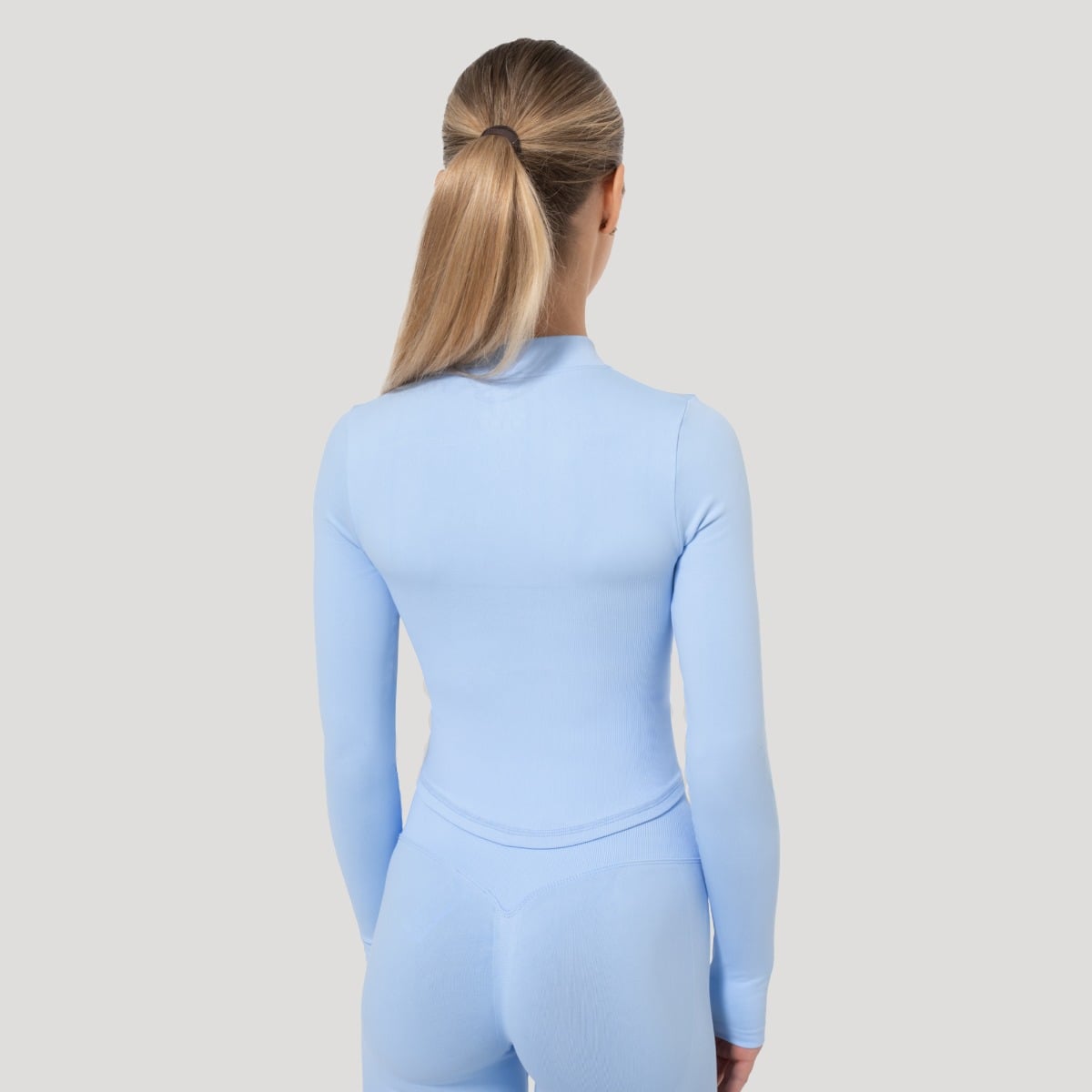 Top sport pentru femei Luma Baby Blue - GymBeam