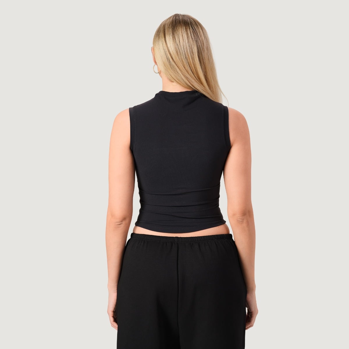Top pentru femei Turtleneck NEO Black - GymBeam