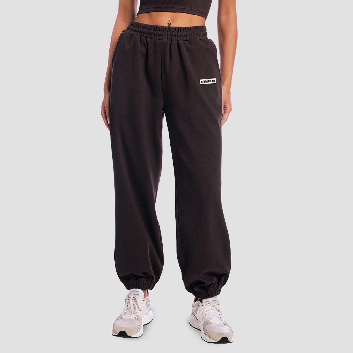 Pantaloni sport pentru femei Aura Tee Brown - GymBeam